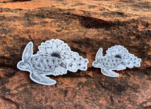 Load image into Gallery viewer, Sunflower Turtle